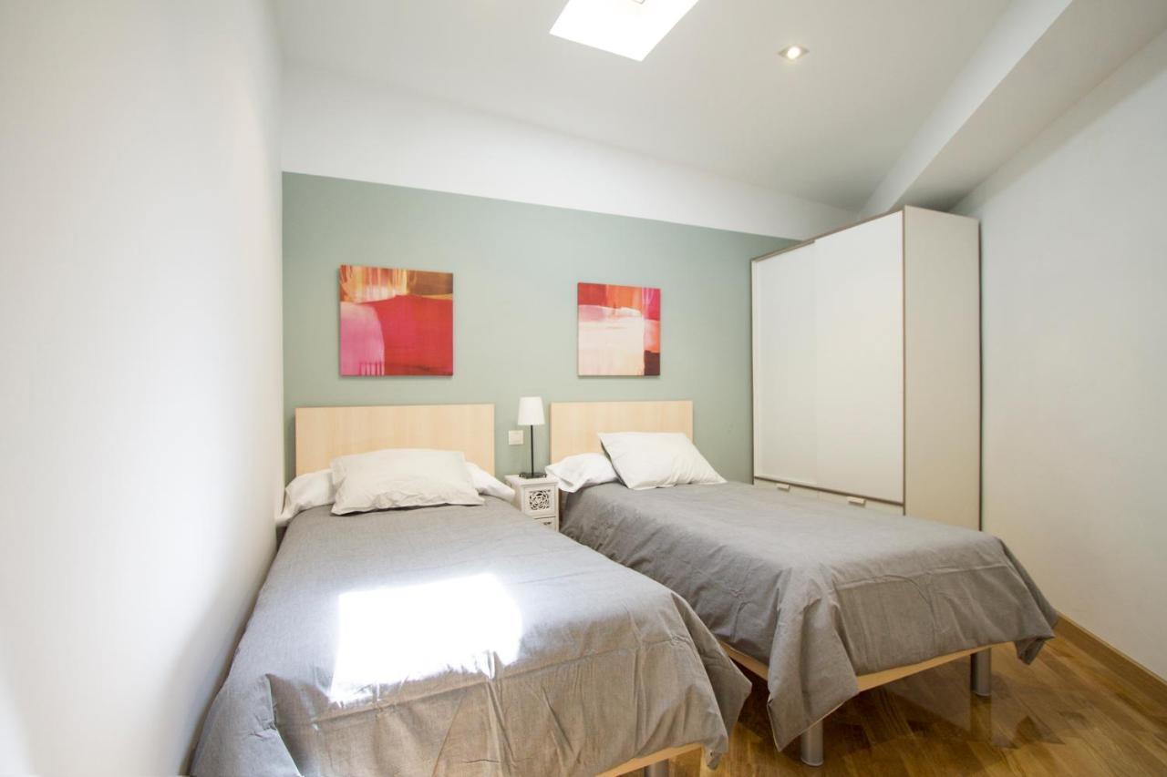 Apartamentos Goyescas Deco Madrid Exterior photo
