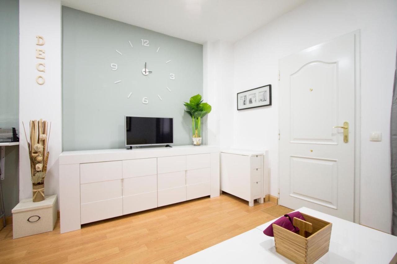 Apartamentos Goyescas Deco Madrid Exterior photo